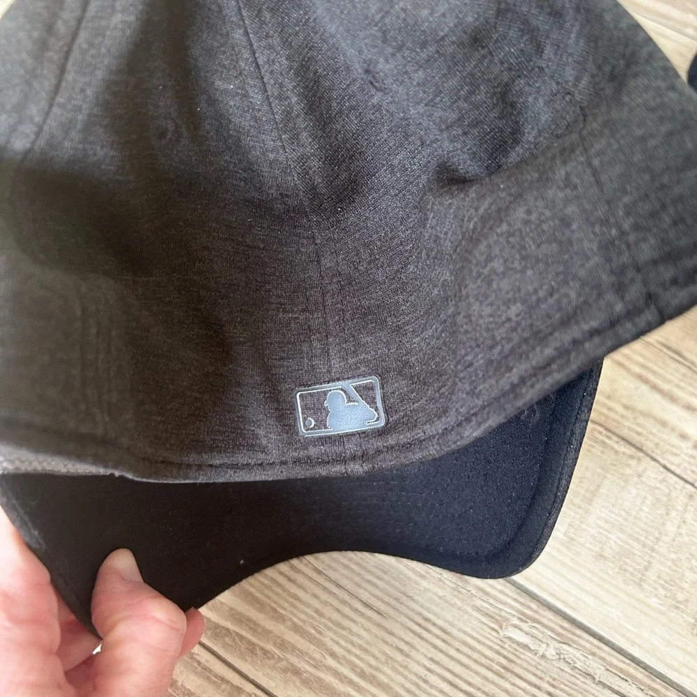 MLB Arizona Diamondbacks hat - Picture 3 of 7